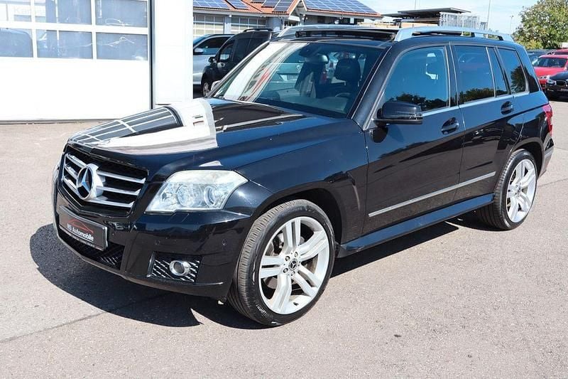 Schwarz Gebraucht 2009 Mercedes GLK320 Sport SUV | 8.850 € (Fairer Preis) - Bild 1/4