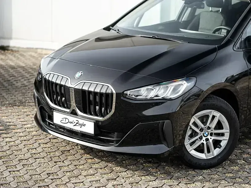 Occasion BMW 220 Active Tourer Performance 170 ch (125 kW) 2025 Noir Monospace