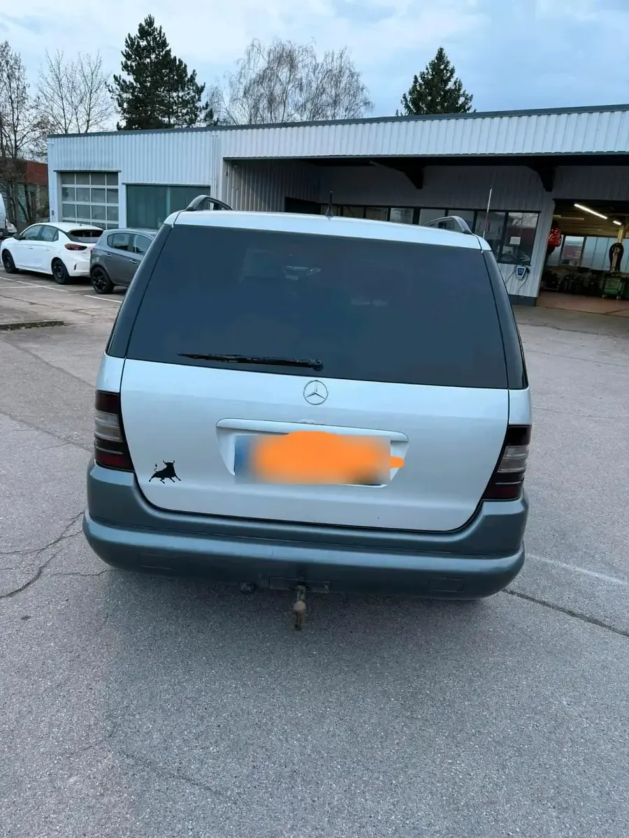 Gebraucht Mercedes ML320 280 PS (205 kW) 1999 Silber SUV