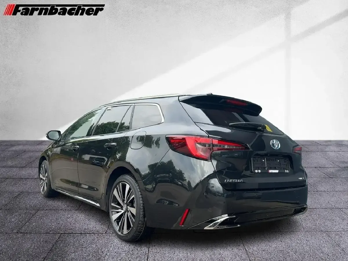 Gebraucht Toyota Corolla 178 PS (130 kW) 2024 Schwarz Limousine