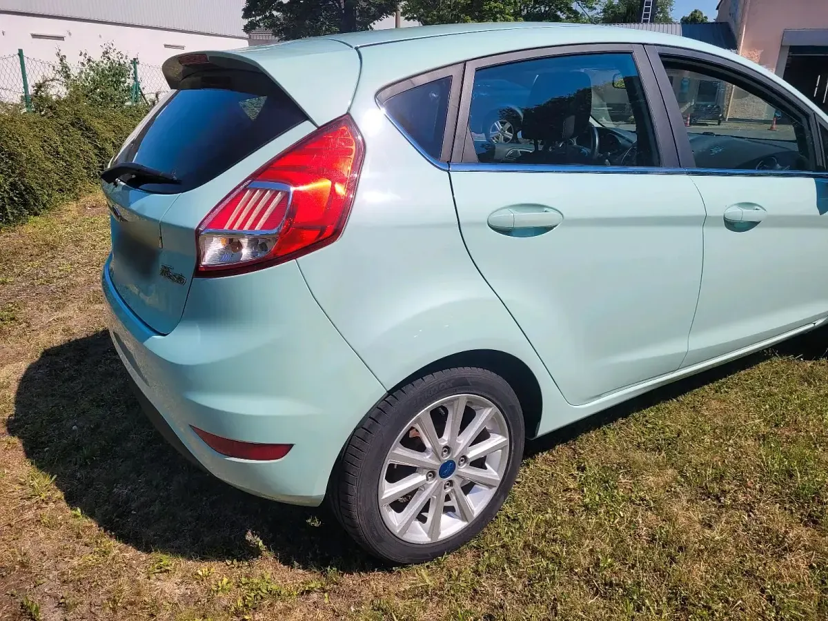 Gebraucht Ford Fiesta 97 PS (71 kW) 2017 Andere farben Kleinwagen