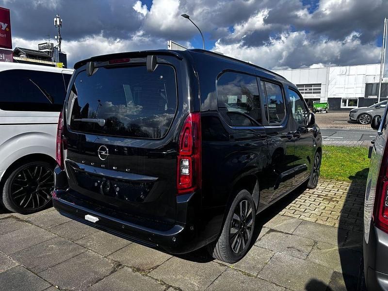 Neu Opel Combo 131 PS (96 kW) 2026 Schwarz Van / Kleinbus