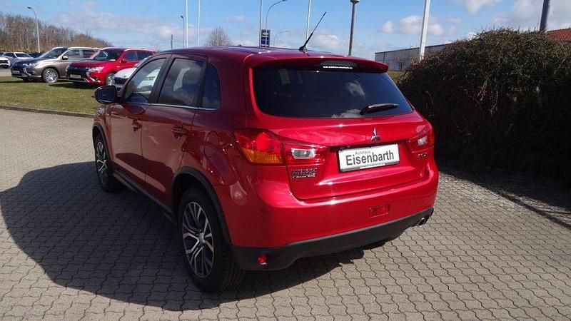 Gebraucht Mitsubishi ASX Plus 114 PS (83 kW) 2017 Karminrot SUV