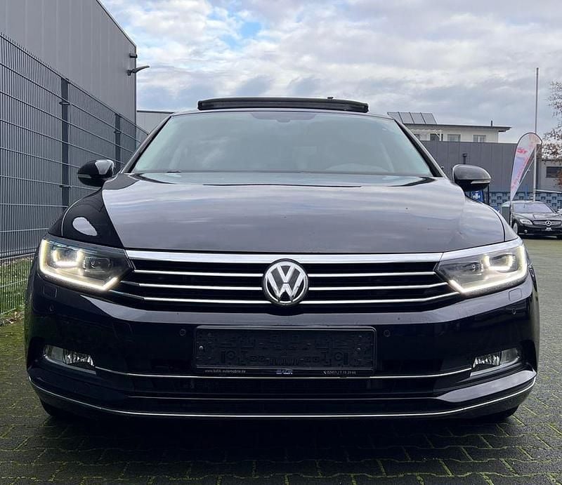 Gebraucht VW Passat Highline 239 PS (175 kW) 2015 Schwarz Limousine