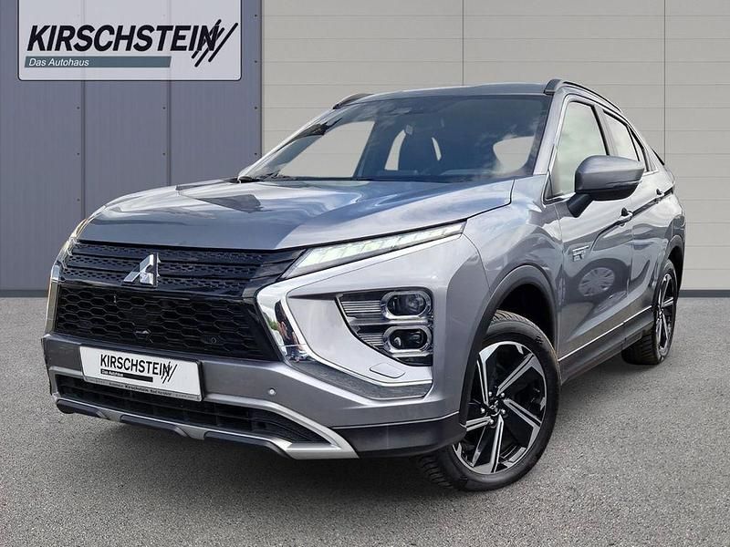 Grau Gebraucht 2023 Mitsubishi Eclipse Cross Plus SUV | 23.990 € (Superpreis) - Bild 1/4