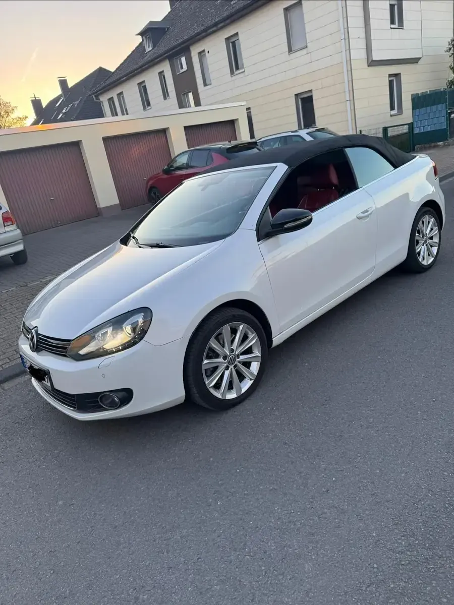 Gebraucht VW Golf Cabriolet 140 PS (102 kW) 2014 Weiß Cabrio
