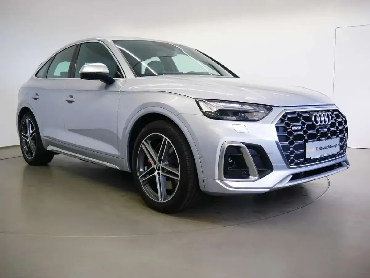 Gebraucht Audi SQ5 Sportback Design 341 PS (250 kW) 2022 Florettsilber metallic SUV