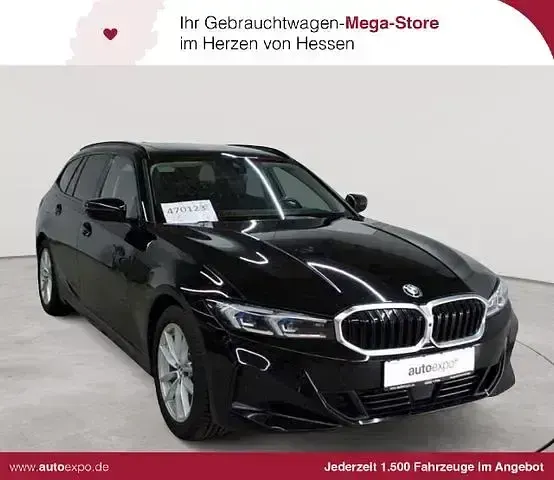 Gebraucht BMW 320 Sport Line 190 PS (139 kW) 2023 Kombi