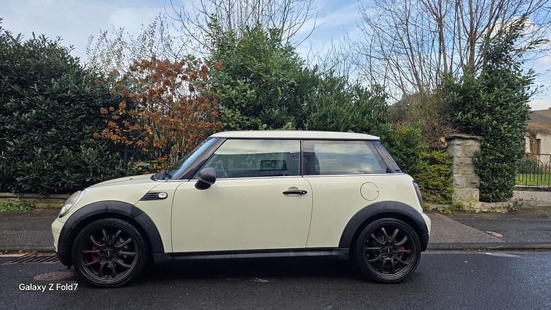 Gebraucht Mini ONE 95 PS (69 kW) 2010 Weiß Kleinwagen