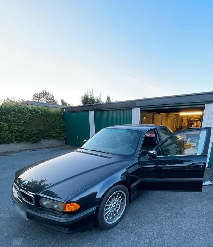 Gebraucht BMW 728 Shadowline 193 PS (141 kW) 1999 Schwarz Limousine