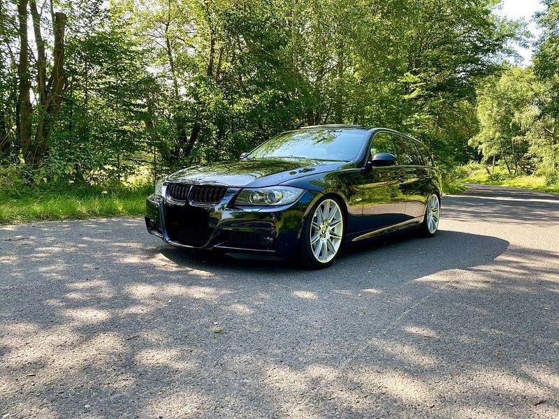 Gebraucht BMW 330 Shadowline 272 PS (200 kW) 2007 Schwarz Kombi