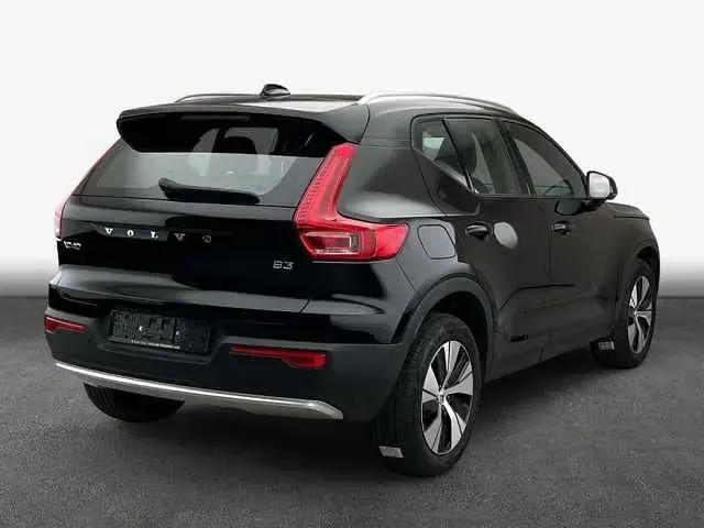Gebraucht Volvo XC40 120 PS (88 kW) 2023 SUV