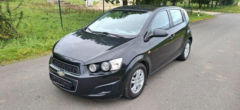 Schwarz Gebraucht 2012 Chevrolet Aveo LT Limousine | 3.300 € (Fairer Preis) - Bild 1/4
