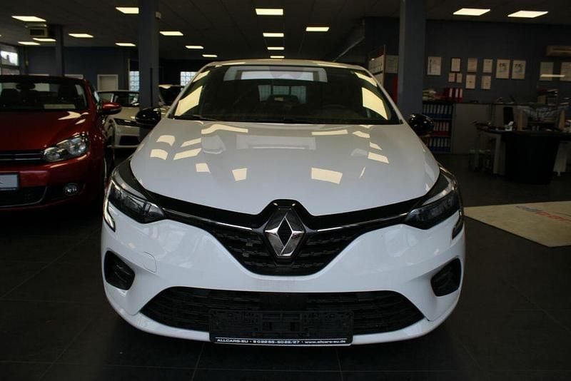 Gebraucht Renault Clio V Evolution 67 PS (49 kW) 2023 Weiß Limousine