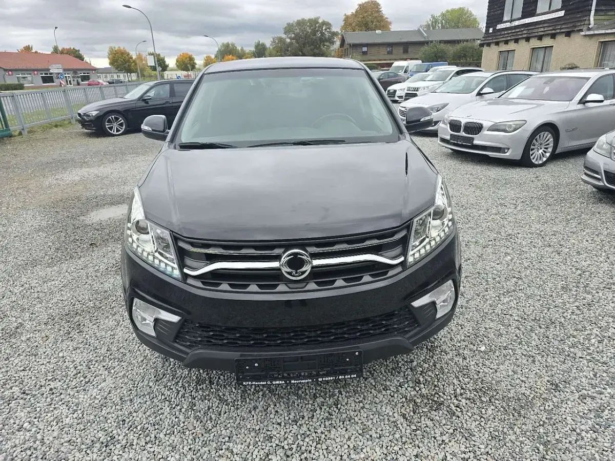 Usata SsangYong Korando Crystal 178 CV (130 kW) 2018 Nero SUV