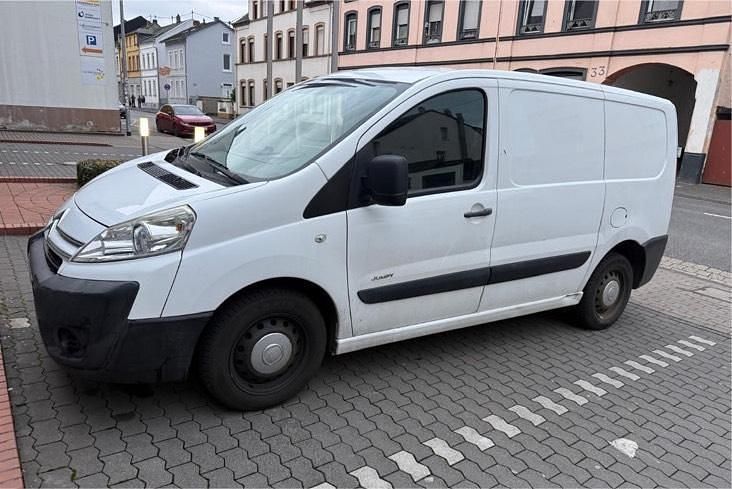 Second-hand Citroën Jumpy 92 CP (67 kW) 2009 Alb Monovolum
