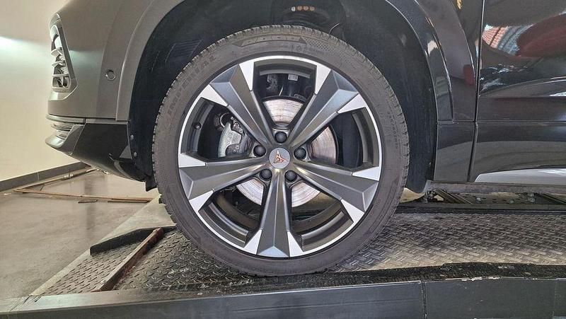 Second-hand Cupra Ateca 150 CP (110 kW) 2025 Negru SUV