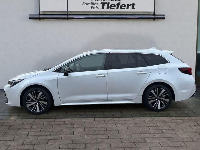 Neu Toyota Corolla 196 PS (144 kW) 2025 Weiß Kombi