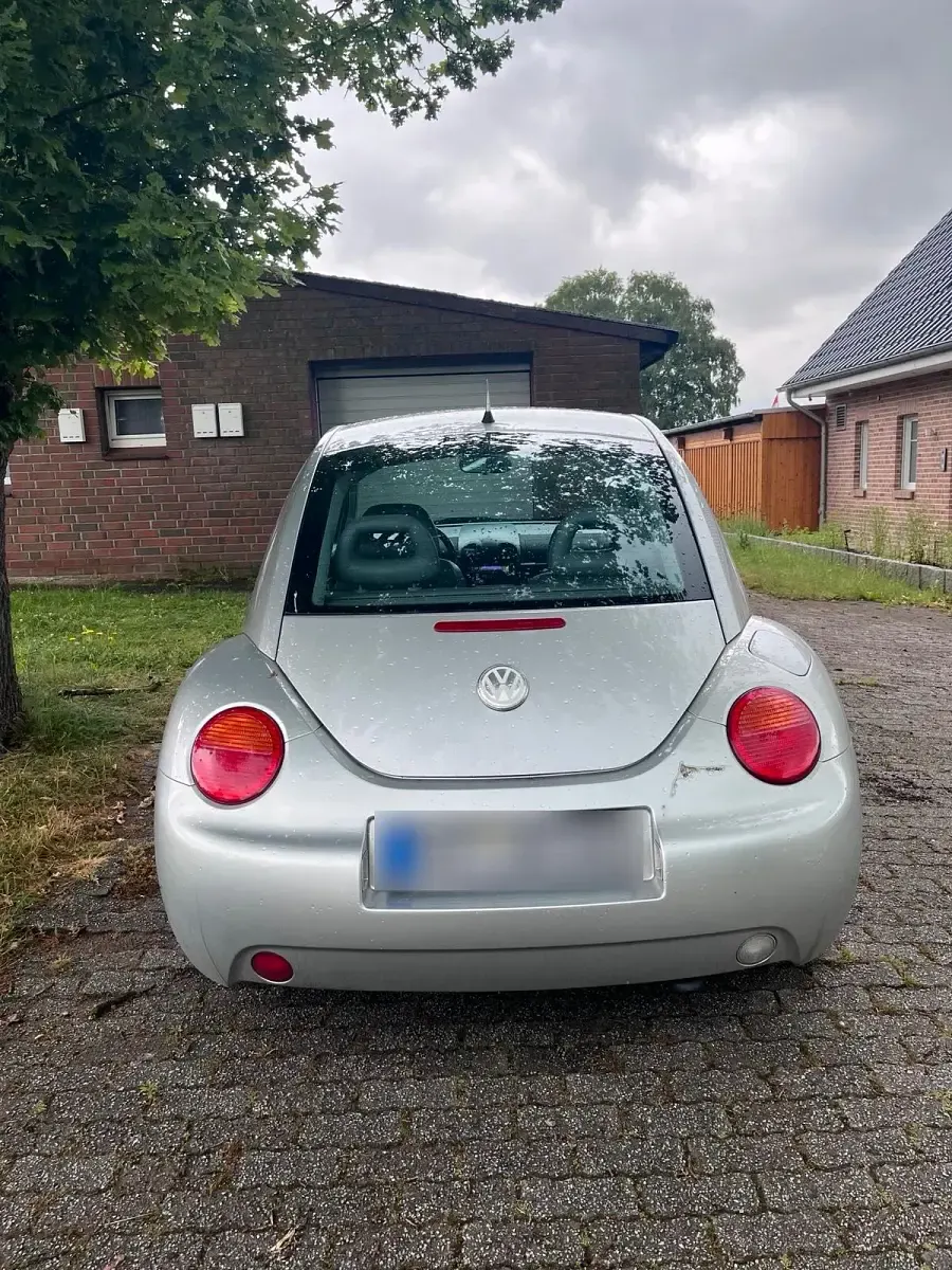Gebraucht VW New Beetle 116 PS (85 kW) 1999 Silber Kleinwagen