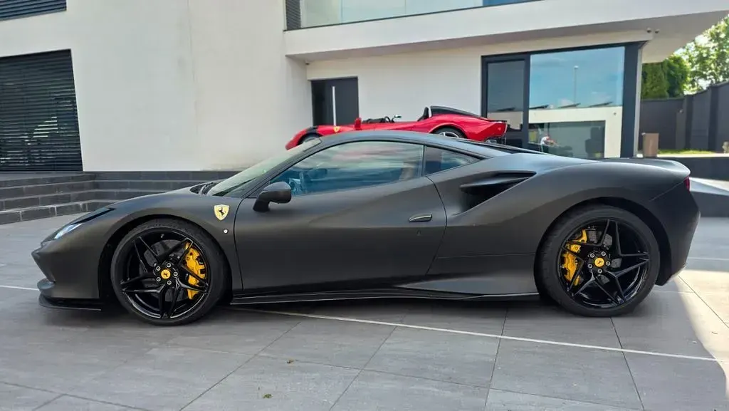 Gebraucht Ferrari F8 721 PS (530 kW) 2020 Silber