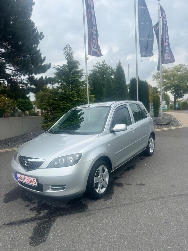 Gebraucht Mazda 2 Active 80 PS (58 kW) 2007 Silber Kleinwagen