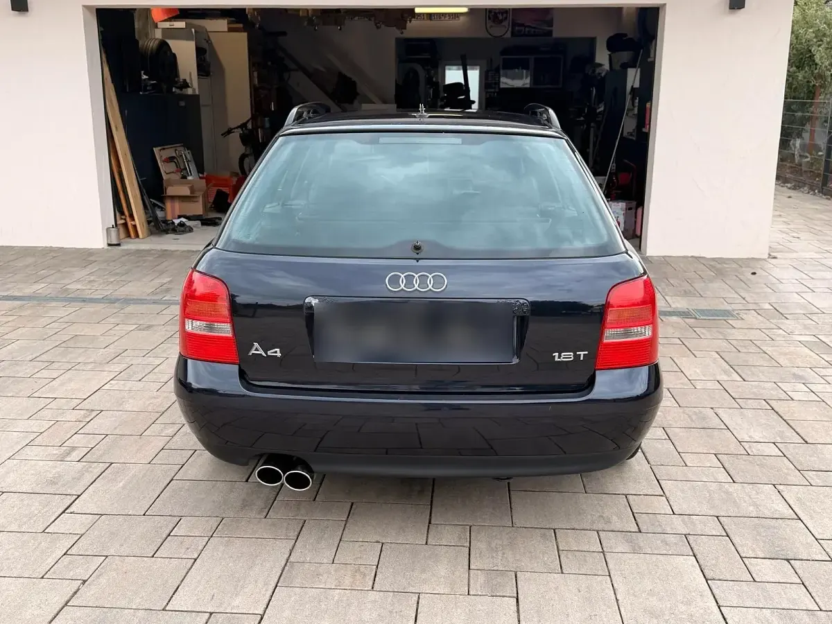Gebraucht Audi A4 250 PS (183 kW) 2000 Blau Kombi