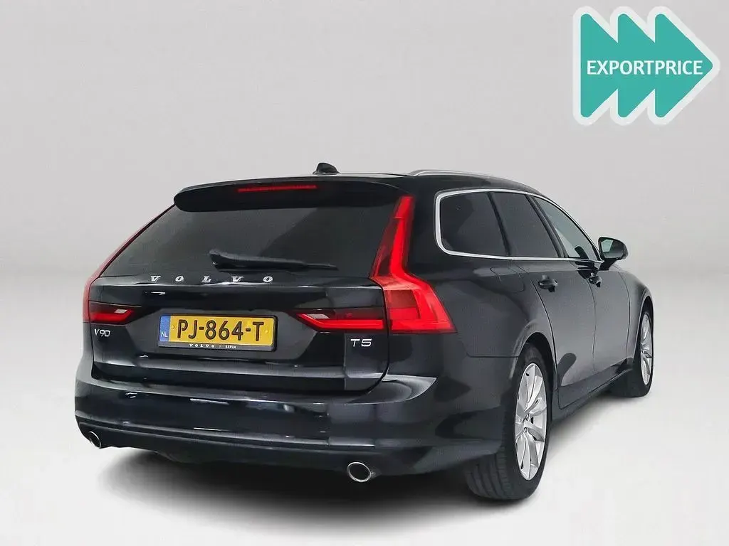 Gebraucht Volvo V90 Momentum 256 PS (188 kW) 2017 Schwarz Kombi