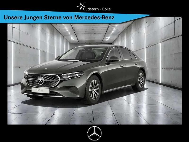 Grau Gebraucht 2024 Mercedes E200 Avantgarde Limousine | 49.350 € (Etwas zu teuer) - Bild 1/4