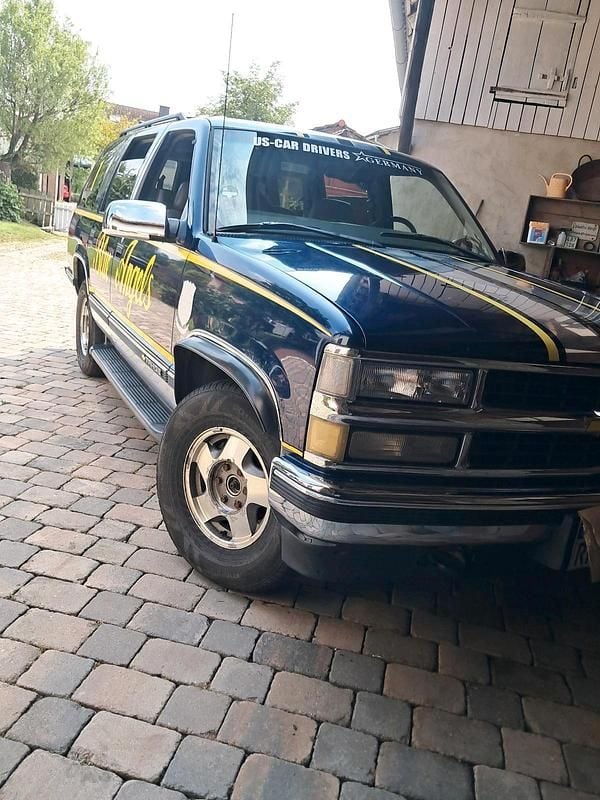 Blau Gebraucht 1998 Chevrolet Tahoe SUV | 13.350 € (Etwas zu teuer) - Bild 1/4