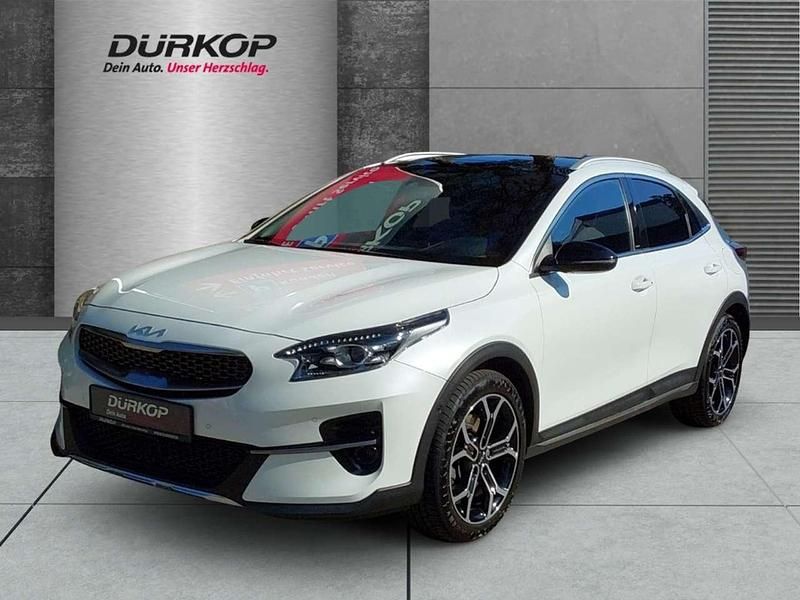 Weiß Gebraucht 2022 Kia XCeed Black Xdition SUV | 23.290 € (Guter Preis) - Bild 1/4