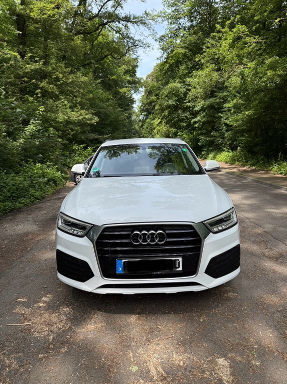Weiß Gebraucht 2016 Audi Q3 S-Line SUV | 17.500 € (Fairer Preis) - Bild 1/4