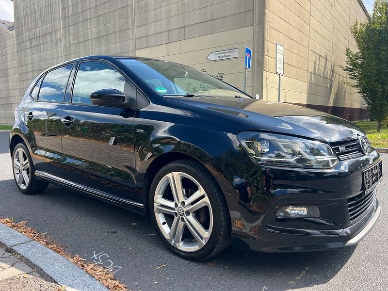 Schwarz Gebraucht 2015 VW Polo R-line Kleinwagen | 5.900 € (Guter Preis) - Bild 1/4