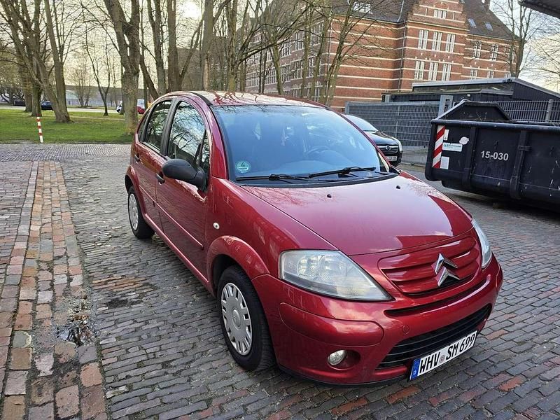 Gebraucht Citroën C3 Advance 60 PS (44 kW) 2007 Rot Limousine