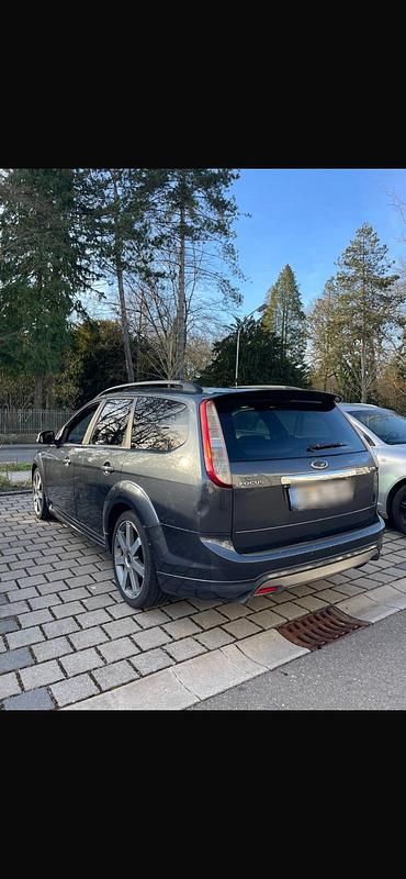 Gebraucht Ford Focus ST-Line 140 PS (102 kW) 2008 Grau Kombi