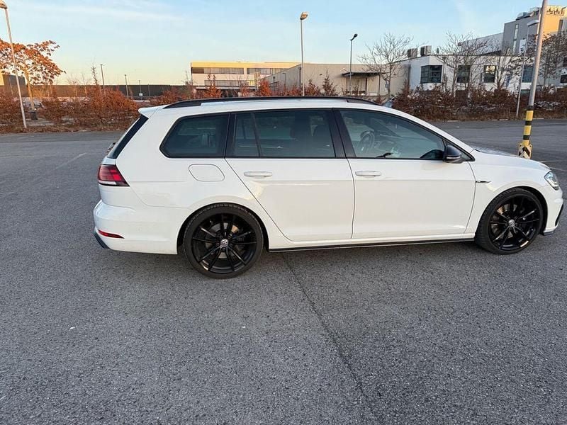 Gebraucht VW Golf VII R 310 PS (228 kW) 2018 Weiß Kombi