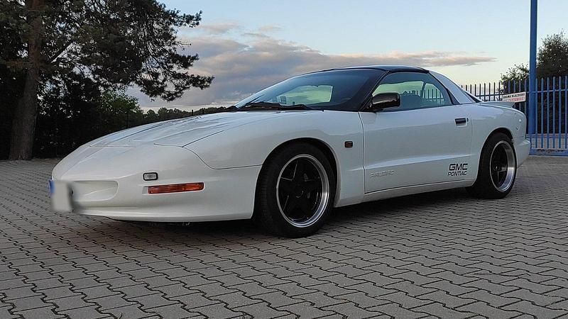 Gebraucht Pontiac Firebird 148 PS (108 kW) 1994 Weiß Coupé