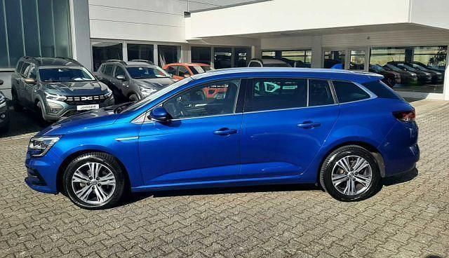 Gebraucht Renault Mégane IV Intens 140 PS (102 kW) 2021 Blau Limousine
