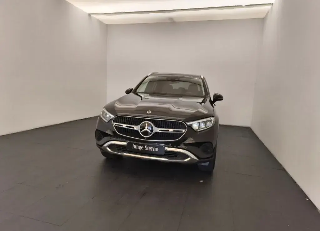 Gebraucht Mercedes GLC400d Advanced Plus 381 PS (280 kW) 2023 Obsidianschwarz metallic SUV
