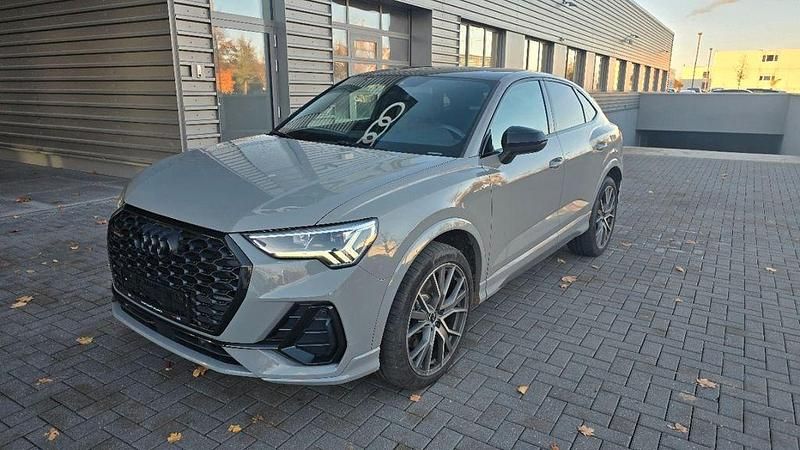 Grau Gebraucht 2022 Audi Q3 Sportback S-Line SUV | 39.990 € (Fairer Preis) - Bild 1/4