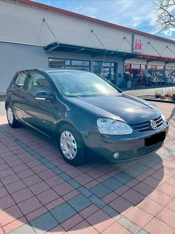 Gebraucht VW Golf V Highline 105 PS (77 kW) 2004 Schwarz Kleinwagen