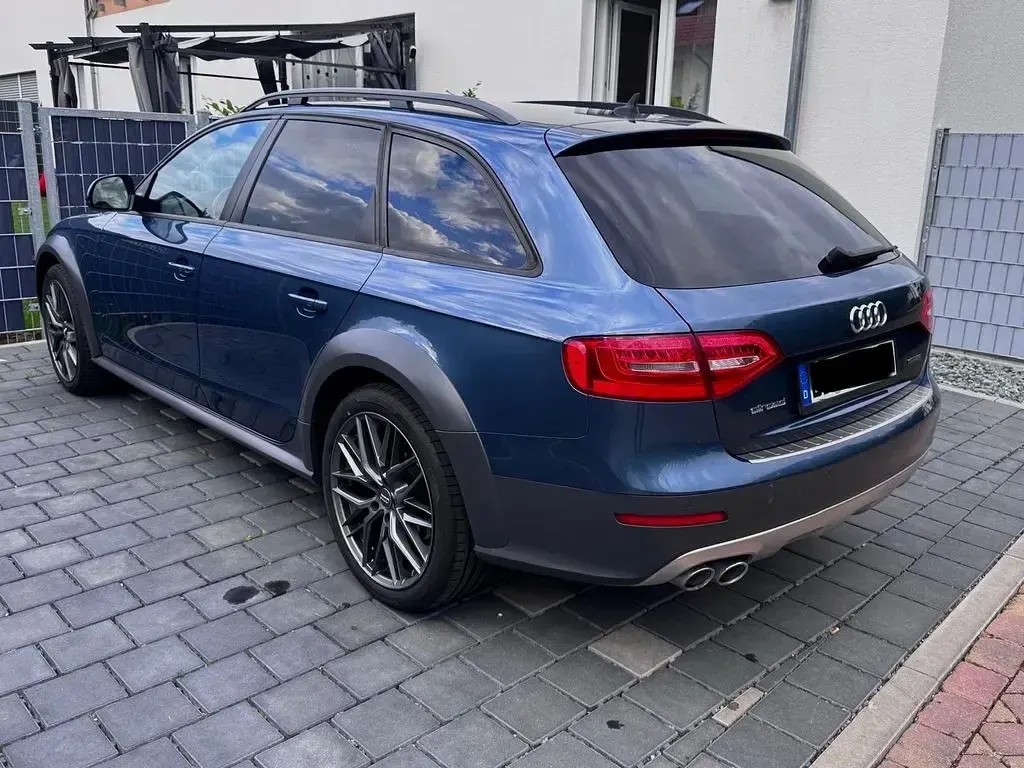 Gebraucht Audi A4 Allroad 190 PS (139 kW) 2015 Blau Kombi