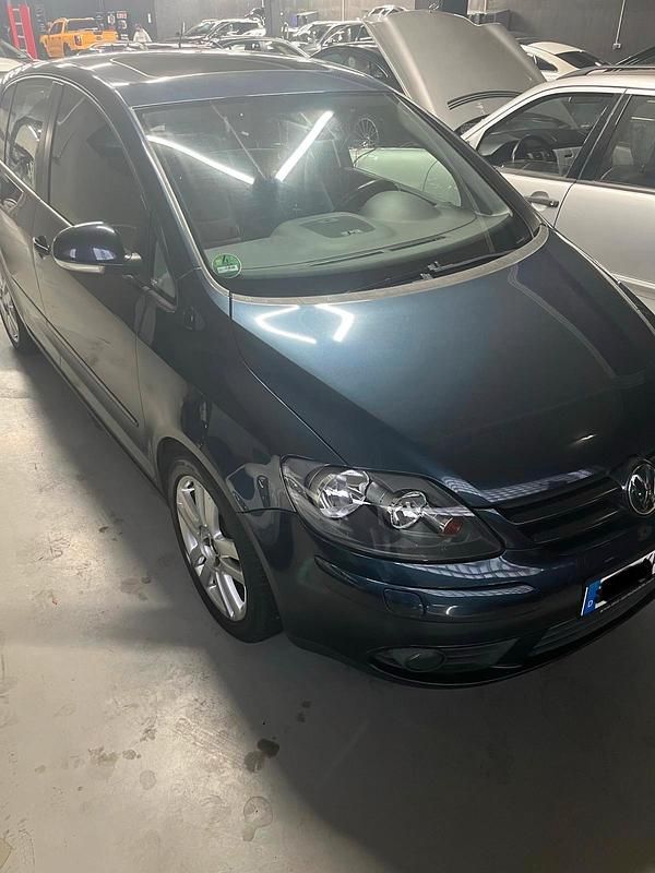 Blau Gebraucht 2007 VW Golf V Kombi | 1.500 € (Superpreis) - Bild 1/4