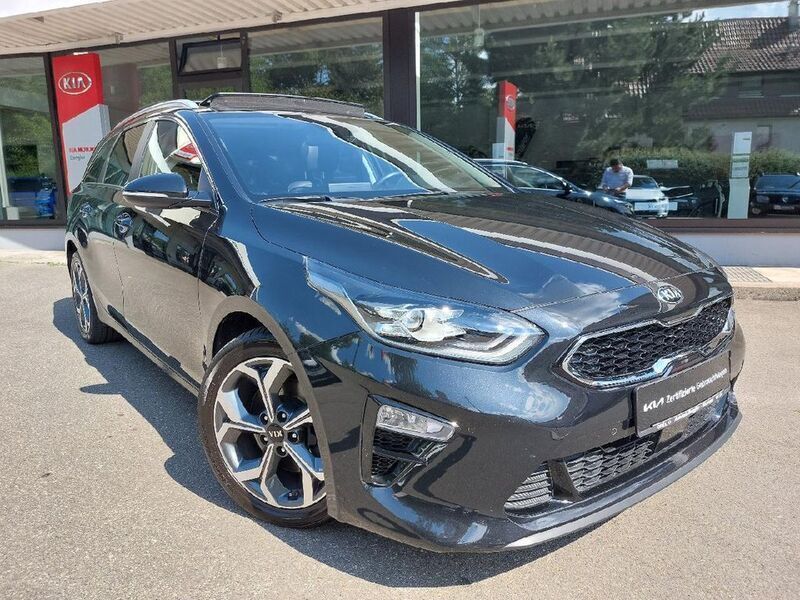 Schwarz Gebraucht 2018 Kia Ceed Sportswagon Kombi | 18.700 € (Etwas zu teuer) - Bild 1/4