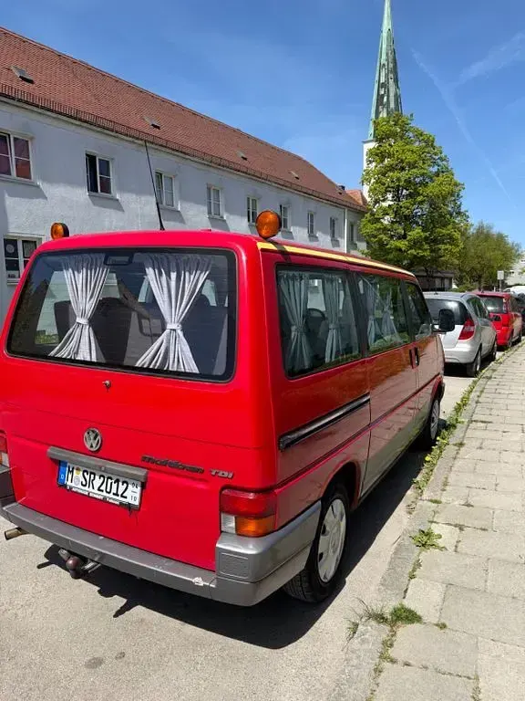 Gebraucht VW Multivan 92 PS (67 kW) 1995 Rot Van / Kleinbus
