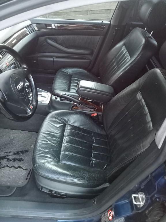 Gebraucht Audi A6 193 PS (141 kW) 1999 Blau Kombi