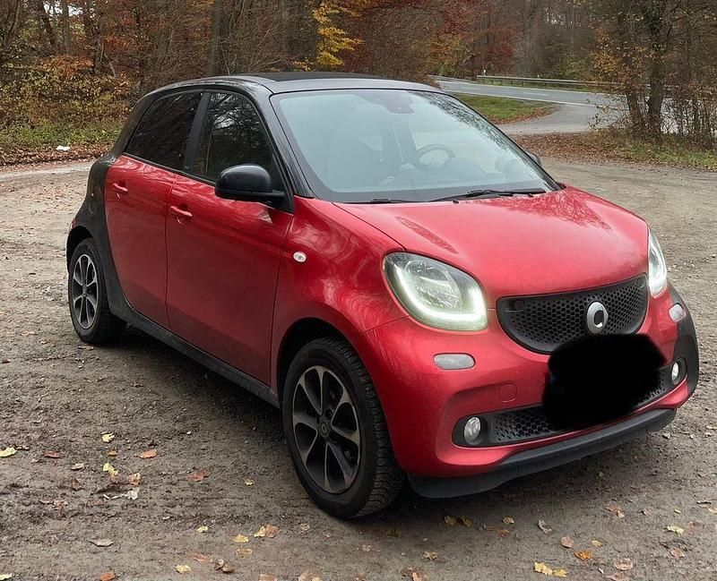 Rot Gebraucht 2016 Smart ForFour Kleinwagen | 10.500 € (Fairer Preis) - Bild 1/4