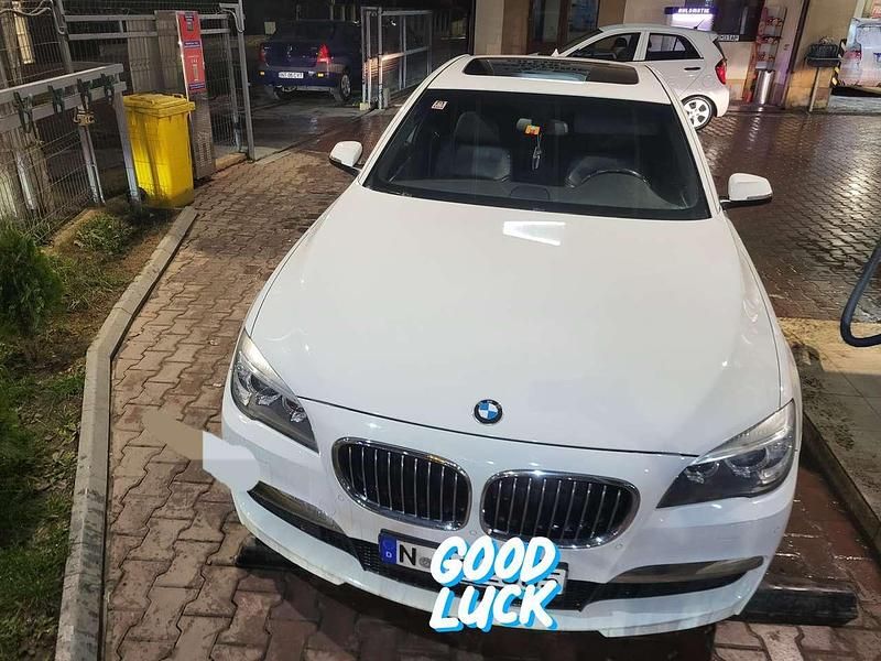 Gebraucht BMW 730 Exclusive 258 PS (189 kW) 2014 Weiß Limousine