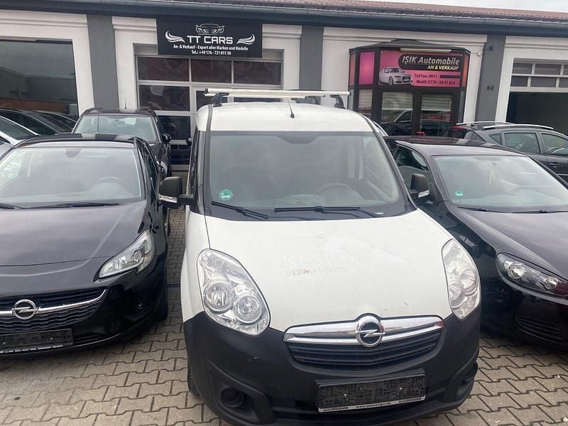 Gebraucht Opel Combo Edition 105 PS (77 kW) 2018 Weiß Van / Kleinbus