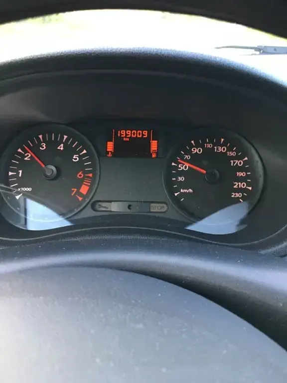 Gebraucht Renault Clio 75 PS (55 kW) 2012 Silber Kleinwagen
