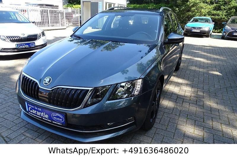 Grau Gebraucht 2020 Skoda Octavia Style Kombi | 16.500 € (Fairer Preis) - Bild 1/4